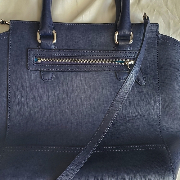 Almost new coach handbag - Picture 2 of 5
